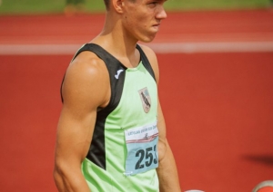 preilu-sportisti-latvijas-u18-un-u20-cempionata-021-682x1024.jpg