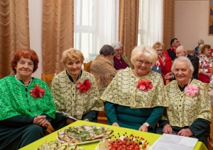 senioru-vokala-ansambla-virsi-20-dzimsanas-dienas-sarikojums-foto-v-agurjanovs-001-1024x683.jpg