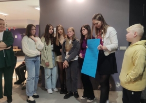 struktureta-dialoga-diskusija-kafija-ar-politikiem-001-1024x605.jpeg