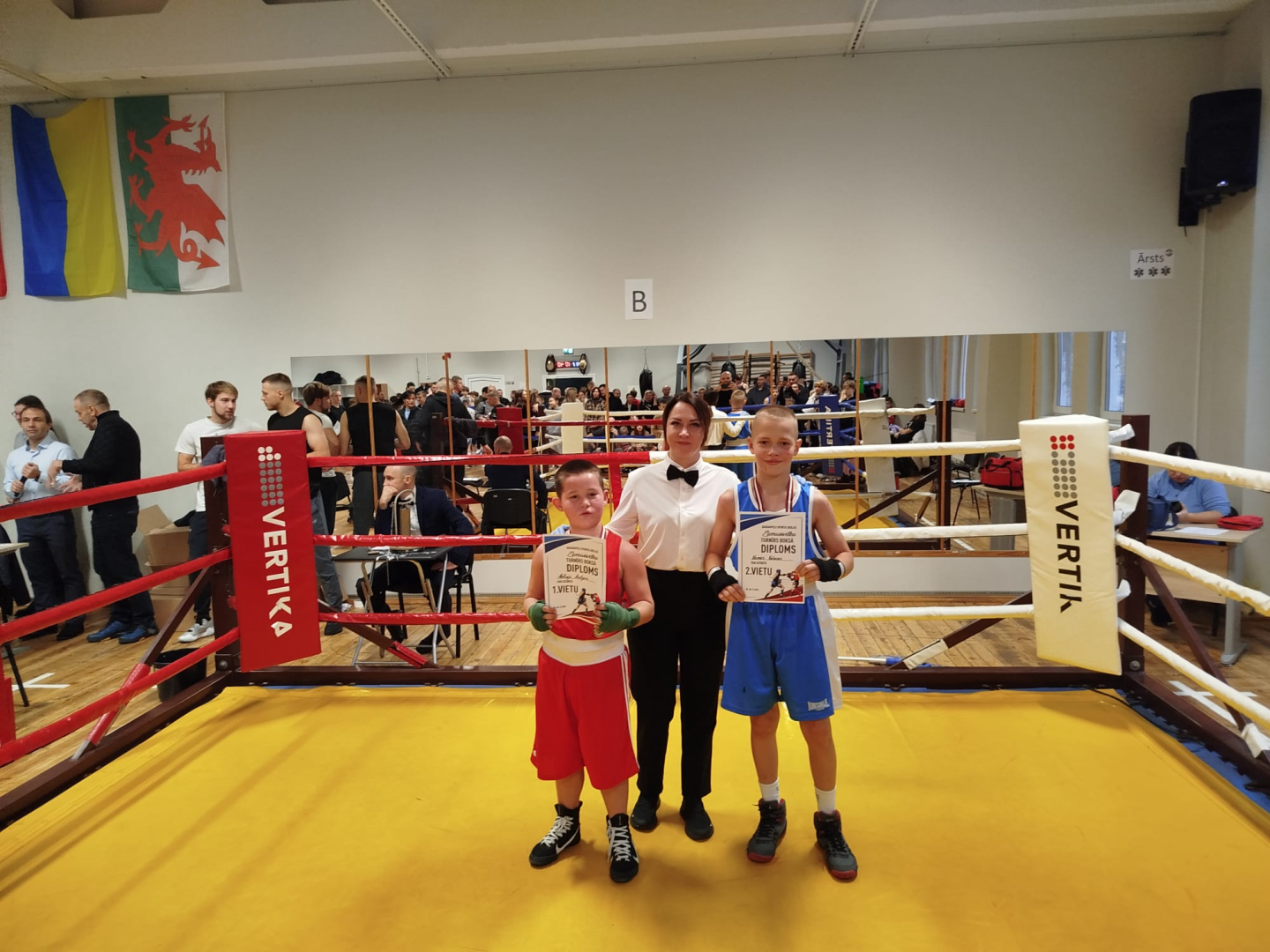 Boksa kluba “13Th Round” sportisti iegūst vairākas medaļas Starptautiskajā Ziemassvētku turnīrā boksā Daugavpilī