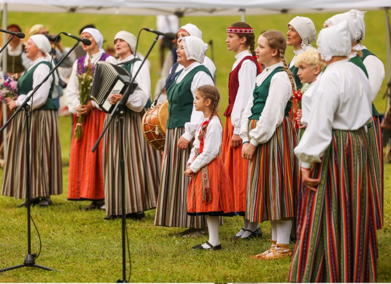 Folkloras kopa “Vydsmuiža”