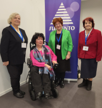 Seniori piedalās konferencē “Pašvaldību un cilvēku ar invaliditāti sadarbība ārkārtas situācijās”