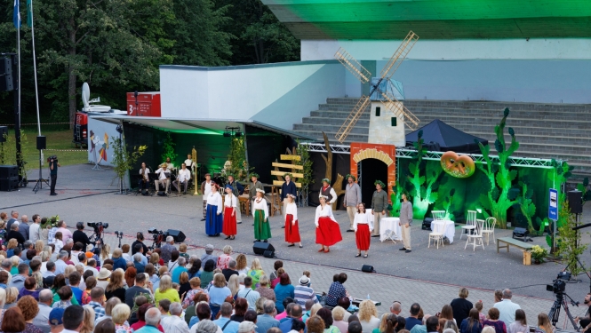 3. Jāņu festivāls ar koncertuzvedumu “Meklē mani papardēs”