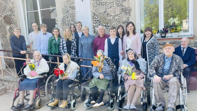 SAC “Rušona” Mātes dienas koncerts “Saules mirkli dāvājot”