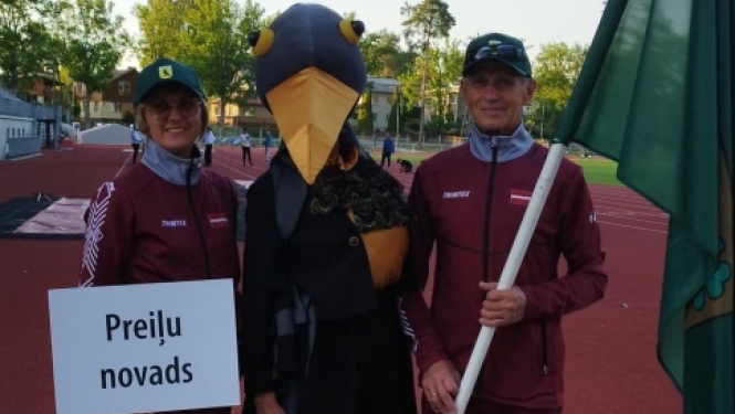 Preiļu novada vieglatlēti startē un uzvar LSVS sacensībās