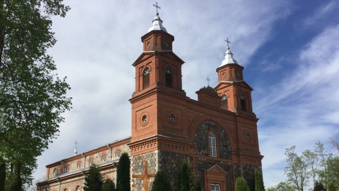Vārkavas Vissvētās Trīsvienības Romas katoļu draudzē tiks iesvētīts prāvesta Onufrija Pujāta kapa piemineklis