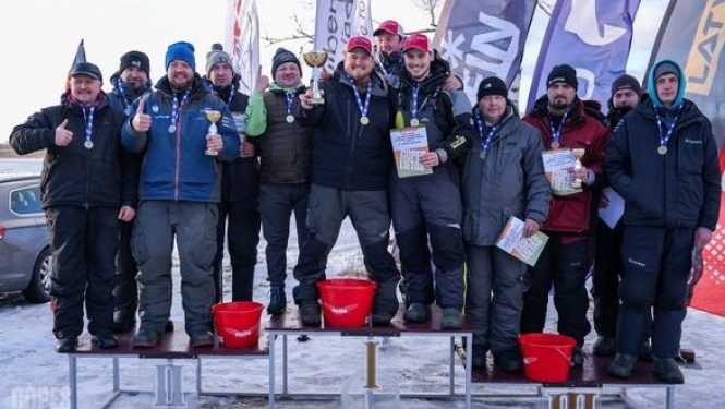 Noslēdzies Latvijas čempionāta zemledus makšķerēšanā 2. posms
