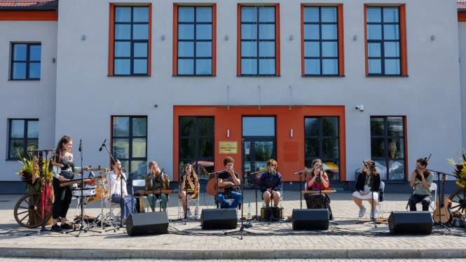 Preiļu pilsētas svētku tirgus iela "Iepērcies svētkos"