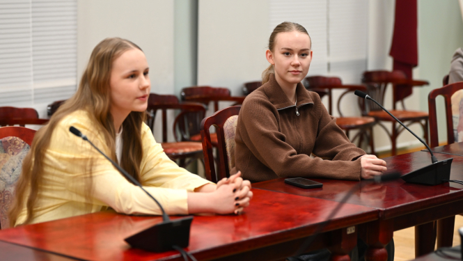 Jauniešu domes pirmā sēde