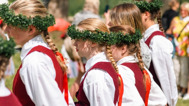 24. tautas deju festivāls “Latvju bērni danci veda” Preiļos un Jūrmalā