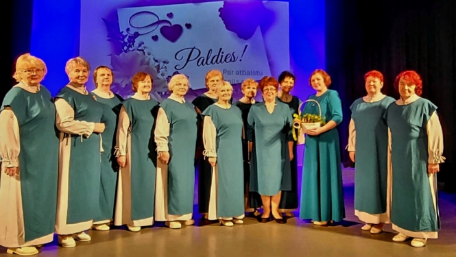 Preiļu Kultūras nama senioru vokālais ansamblis “Virši” piedalās Krustpils Kultūras centra jauktā ansambļa “Vakarvējš” 13 gadu jubilejas koncertā
