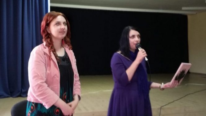 divas-dzejas-sejas-jasmuiza-001-768x1024.jpg