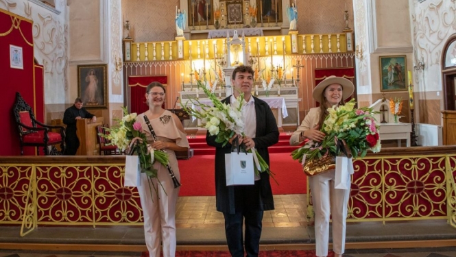 svetku-dievkalpojums-un-ergelmuzikas-koncerts-vasaras-izskana-foto-v-agurjanovs-038-1024x683.jpg