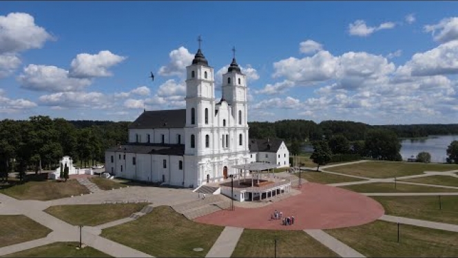 Mēnesis līdz Jaunavas Marijas debesīs uzņemšanas svētkiem Aglonā