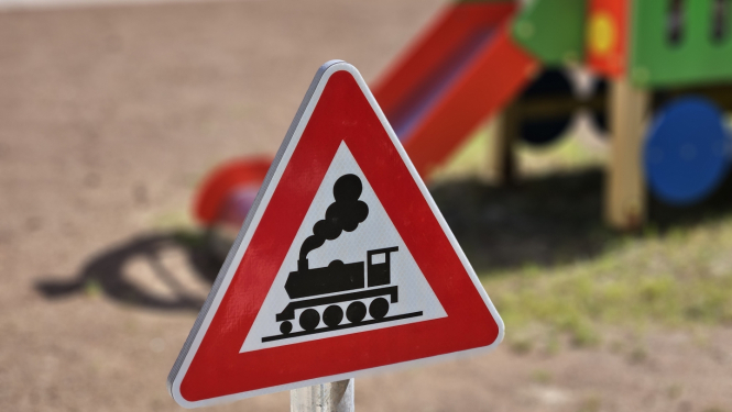 Darbs pie pirmsskolas izglītības iestādes “Pasaciņa” rotaļu laukumu būvniecības tuvojas noslēgumam