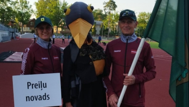 Preiļu novada vieglatlēti startē un uzvar LSVS sacensībās