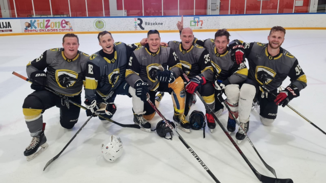 Preiļu hokeja komanda gūst pārliecinošu uzvaru “Rēzekne Open 2023 Sporta nakts” sacensībās Rēzeknē