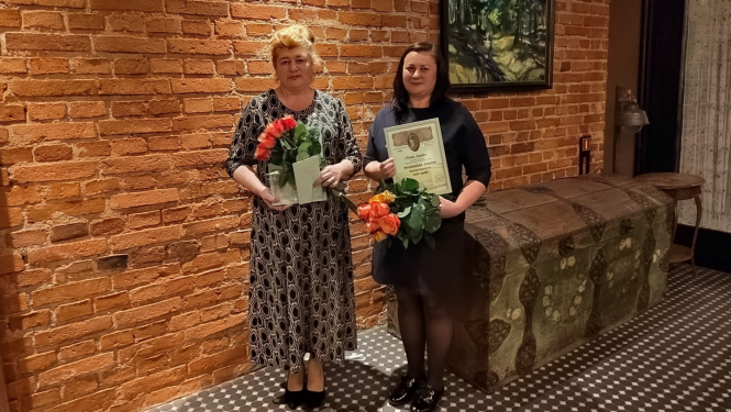 Kastīres bibliotēkas vadītāja Silvija Kotāne ieguvusi Voldemāra Caunes balvu “Gada bibliotekārs darbā ar bērniem un jauniešiem”