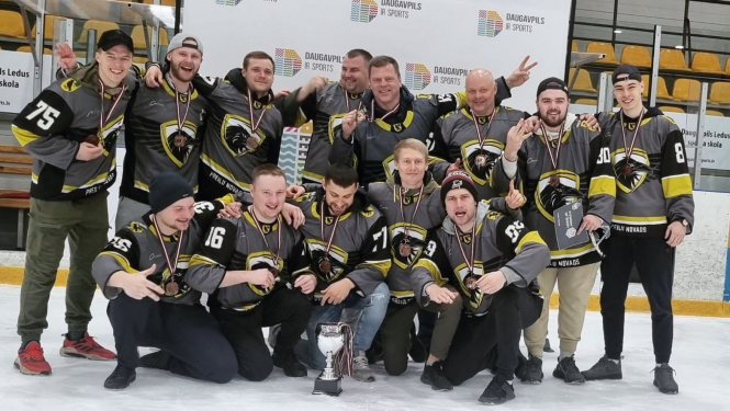 Preiļu hokeja komanda izcīnījusi bronzas medaļas Daugavpils atklātajā amatieru hokeja čempionātā