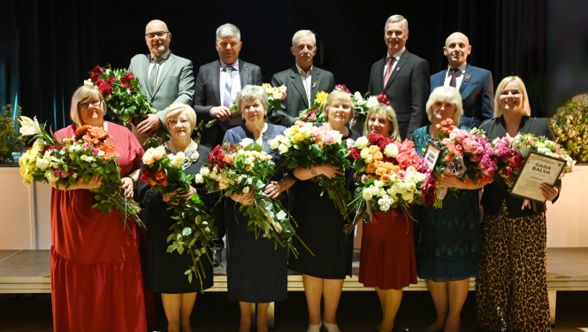 Pasniegti pašvaldības apbalvojumi “Gada balva nozarē 2025”