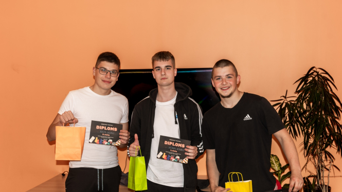 Riebiņu jaunieši piedalās “Spēļu turnīrā”