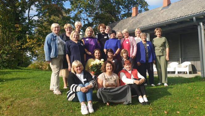Biedrība “Sabiedriskais centrs “Līči”” realizē projektu "Baha ziedu terapija fiziskās un  emocionālās veselības kontekstā"