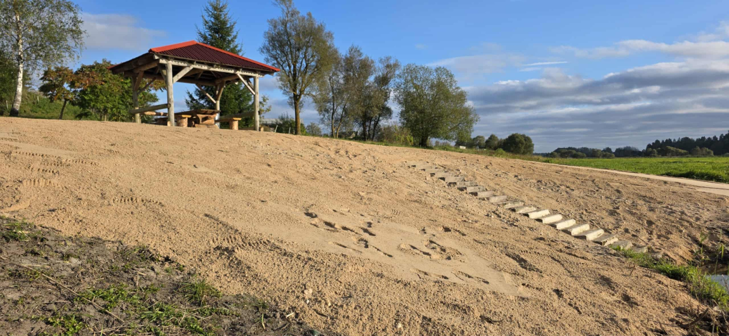 IG "Upmalieši" īsteno projektu “Atpūtas vietas "Peldvieta" atjaunošana un labiekārtošana”