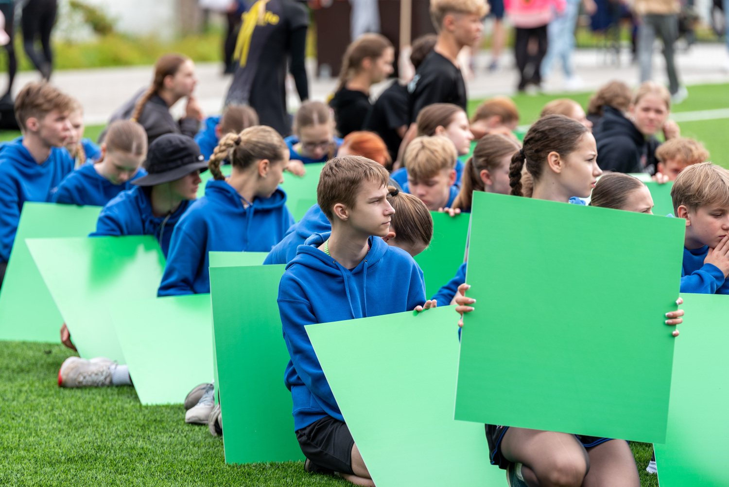 XIII Latvijas Skolu jaunatnes dziesmu un deju svētki: Folkloras kopu programma „Dindaru, dandaru – re, kā varu” un Deju lielkoncerta "Es atvēru Laimas dārzu" mēģinājums