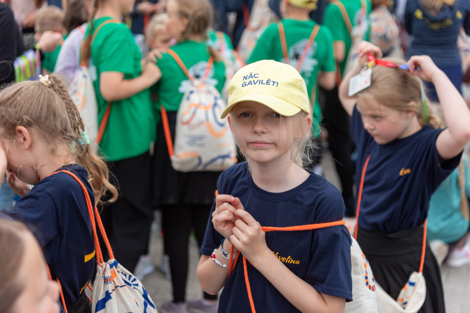 XIII Latvijas Skolu jaunatnes dziesmu un deju svētki: Folkloras kopu programma „Dindaru, dandaru – re, kā varu” un Deju lielkoncerta "Es atvēru Laimas dārzu" mēģinājums