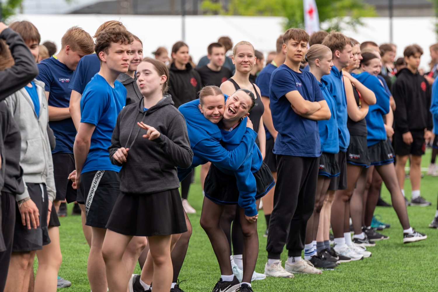 XIII Latvijas Skolu jaunatnes dziesmu un deju svētki: Folkloras kopu programma „Dindaru, dandaru – re, kā varu” un Deju lielkoncerta "Es atvēru Laimas dārzu" mēģinājums