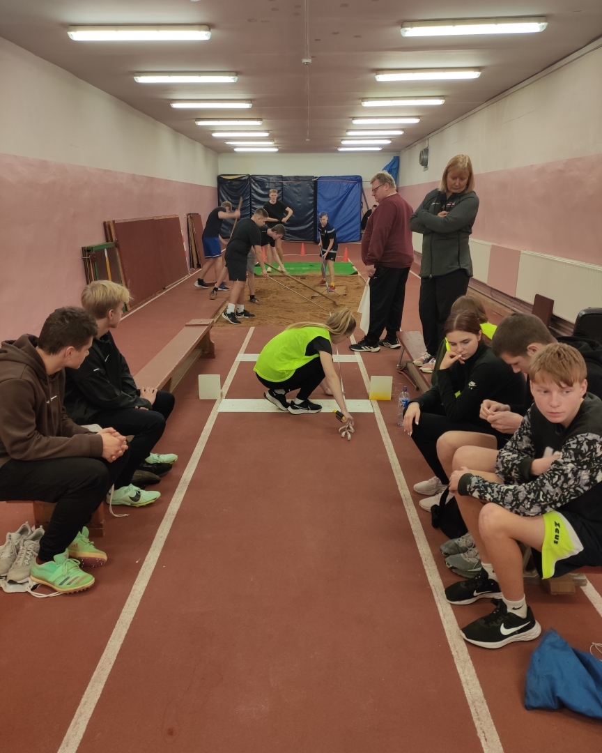 Preiļu novada sportistiem Ziemas čempionātā vieglatlētikā izcīnītas 33 godalgas