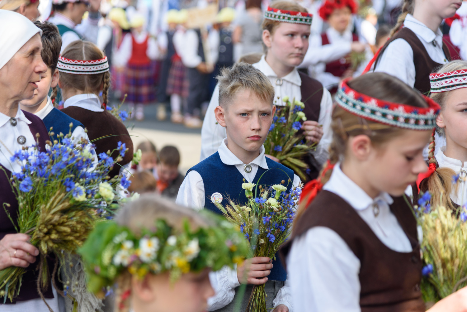 XIII Latvijas Skolu jaunatnes dziesmu un deju svētki: Svētku gājiens 