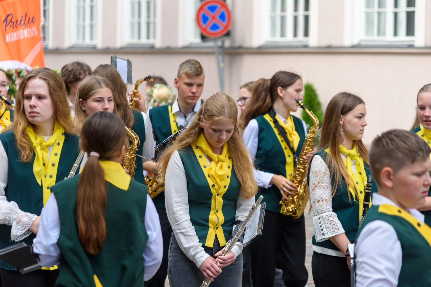 XIII Latvijas Skolu jaunatnes dziesmu un deju svētki: Svētku gājiens 