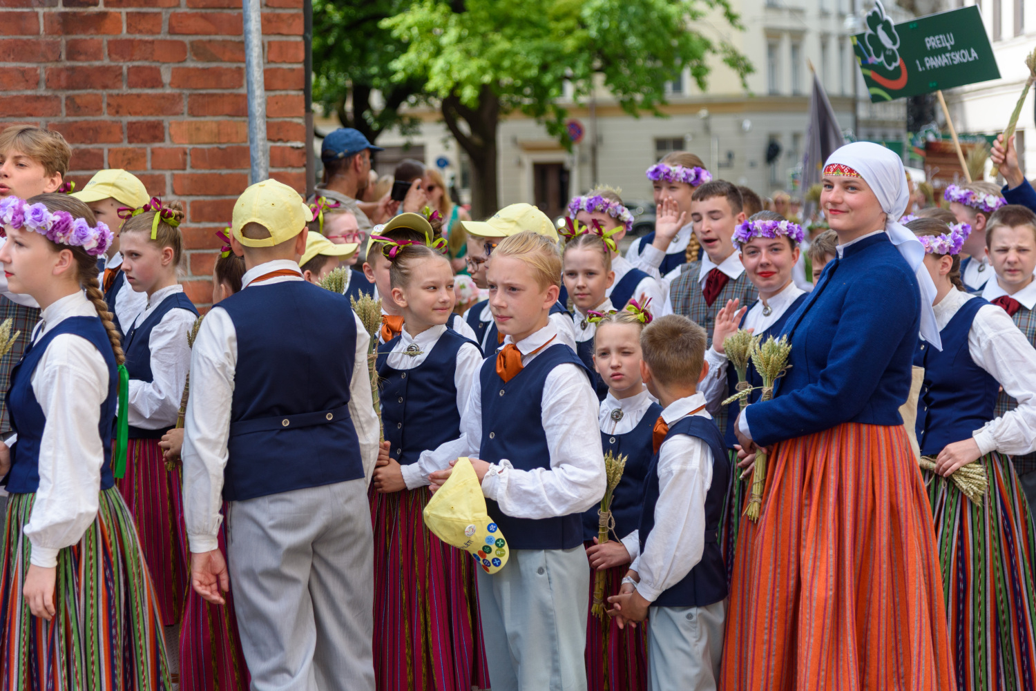 XIII Latvijas Skolu jaunatnes dziesmu un deju svētki: Svētku gājiens 