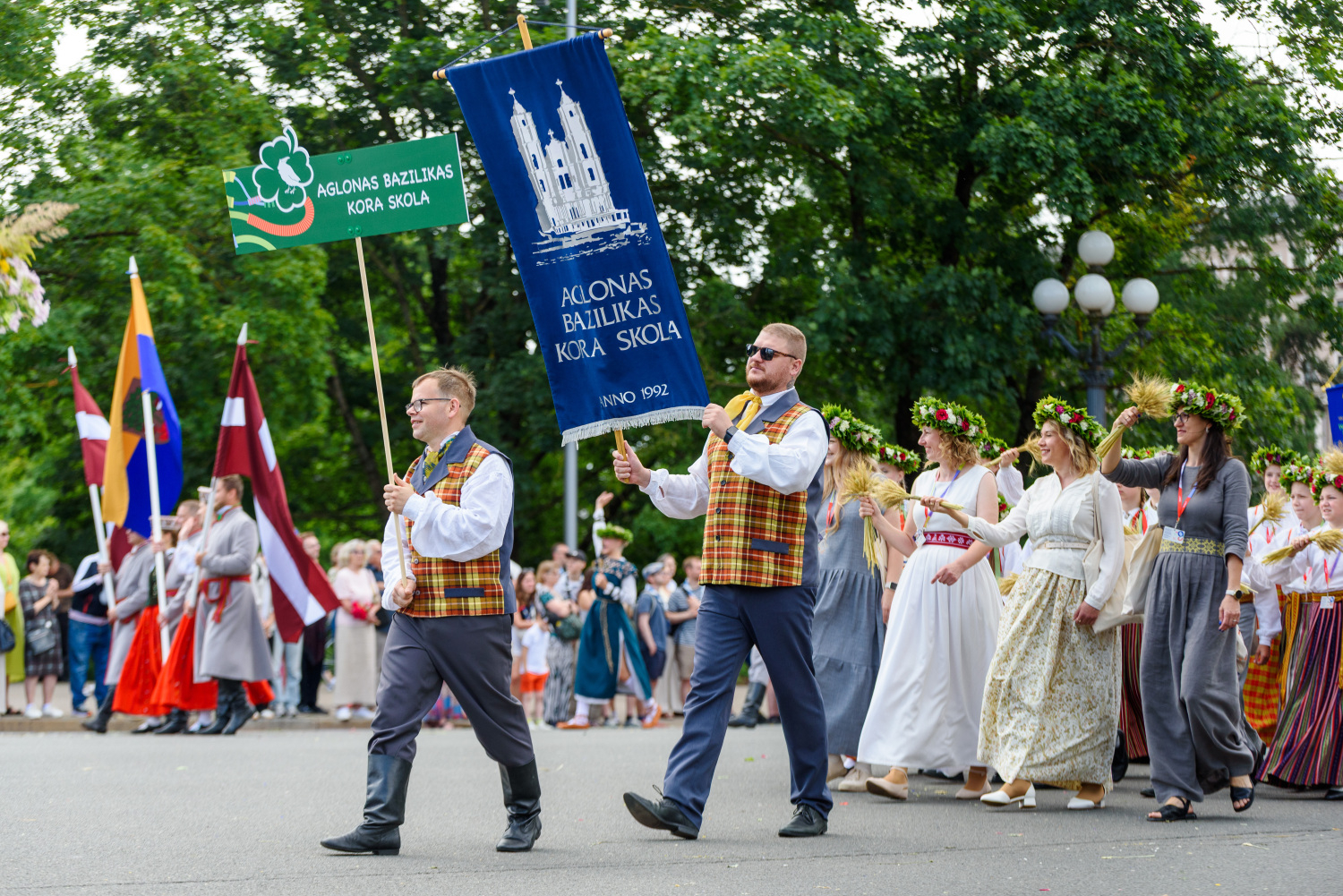 XIII Latvijas Skolu jaunatnes dziesmu un deju svētki: Svētku gājiens 