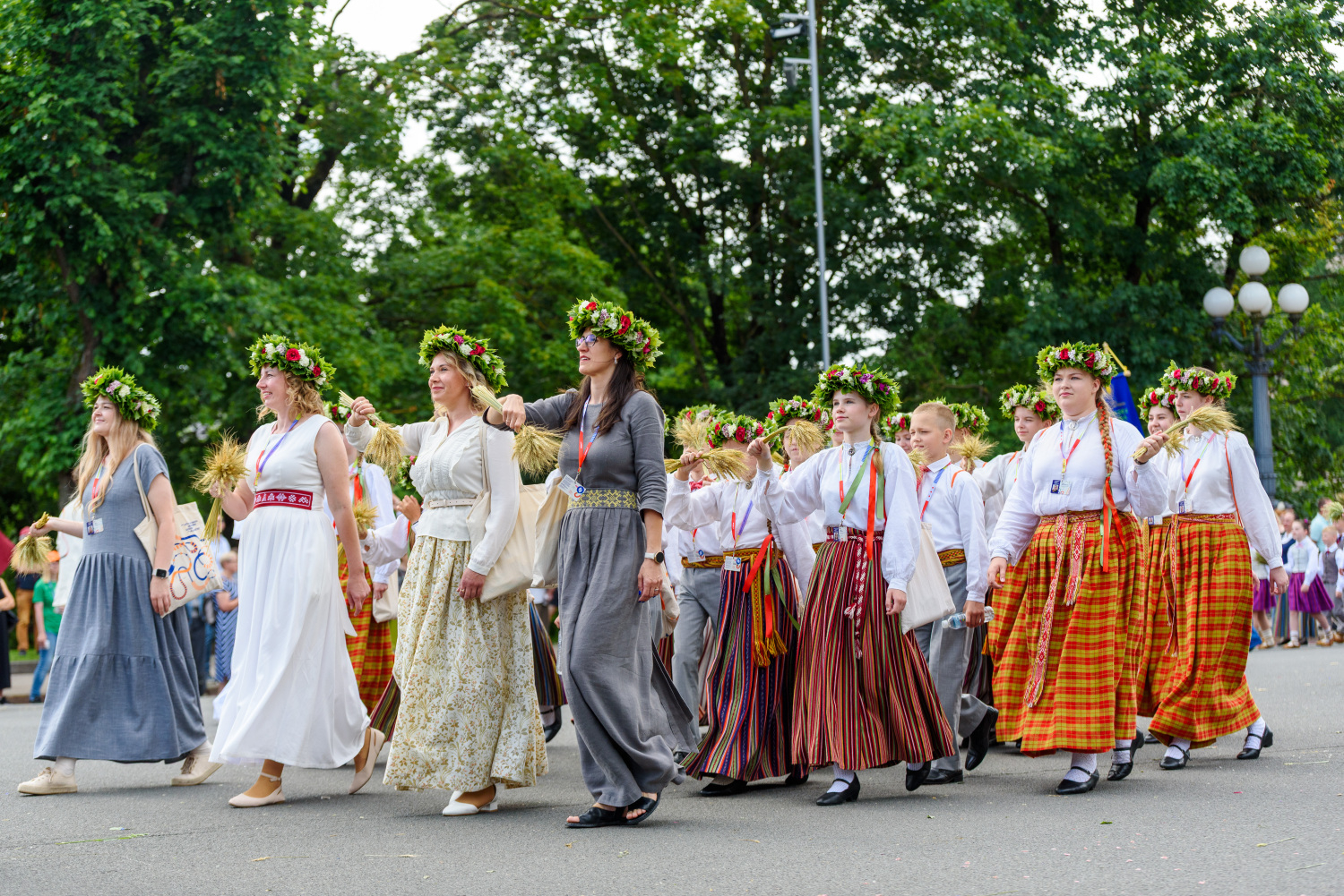 XIII Latvijas Skolu jaunatnes dziesmu un deju svētki: Svētku gājiens 