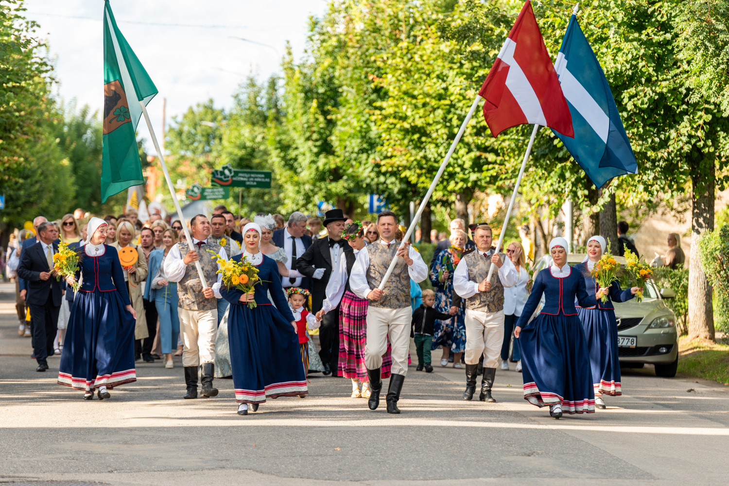  Preiļu pilsētas svētku gājiens “Pievieno sev sauli!”