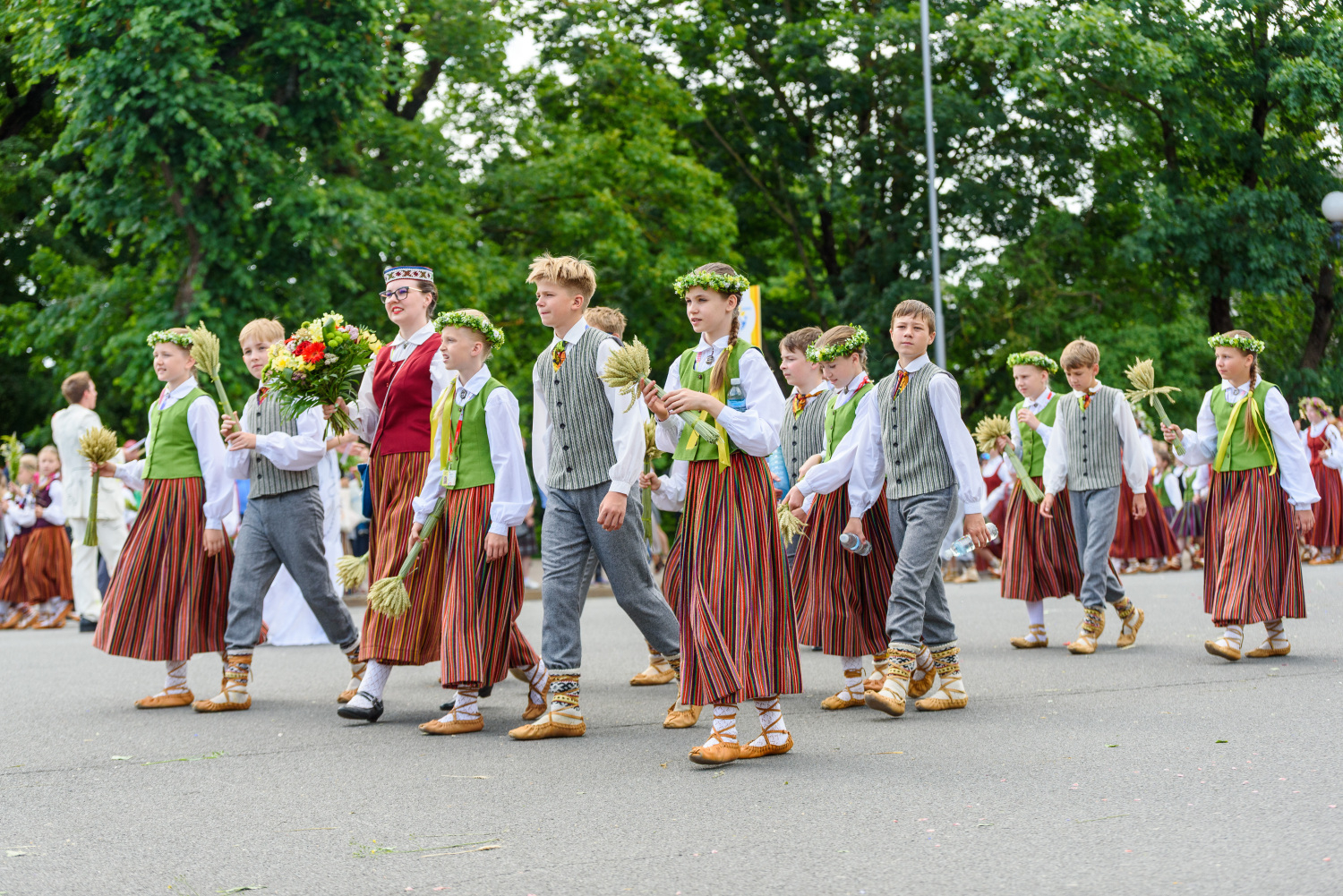XIII Latvijas Skolu jaunatnes dziesmu un deju svētki: Svētku gājiens 