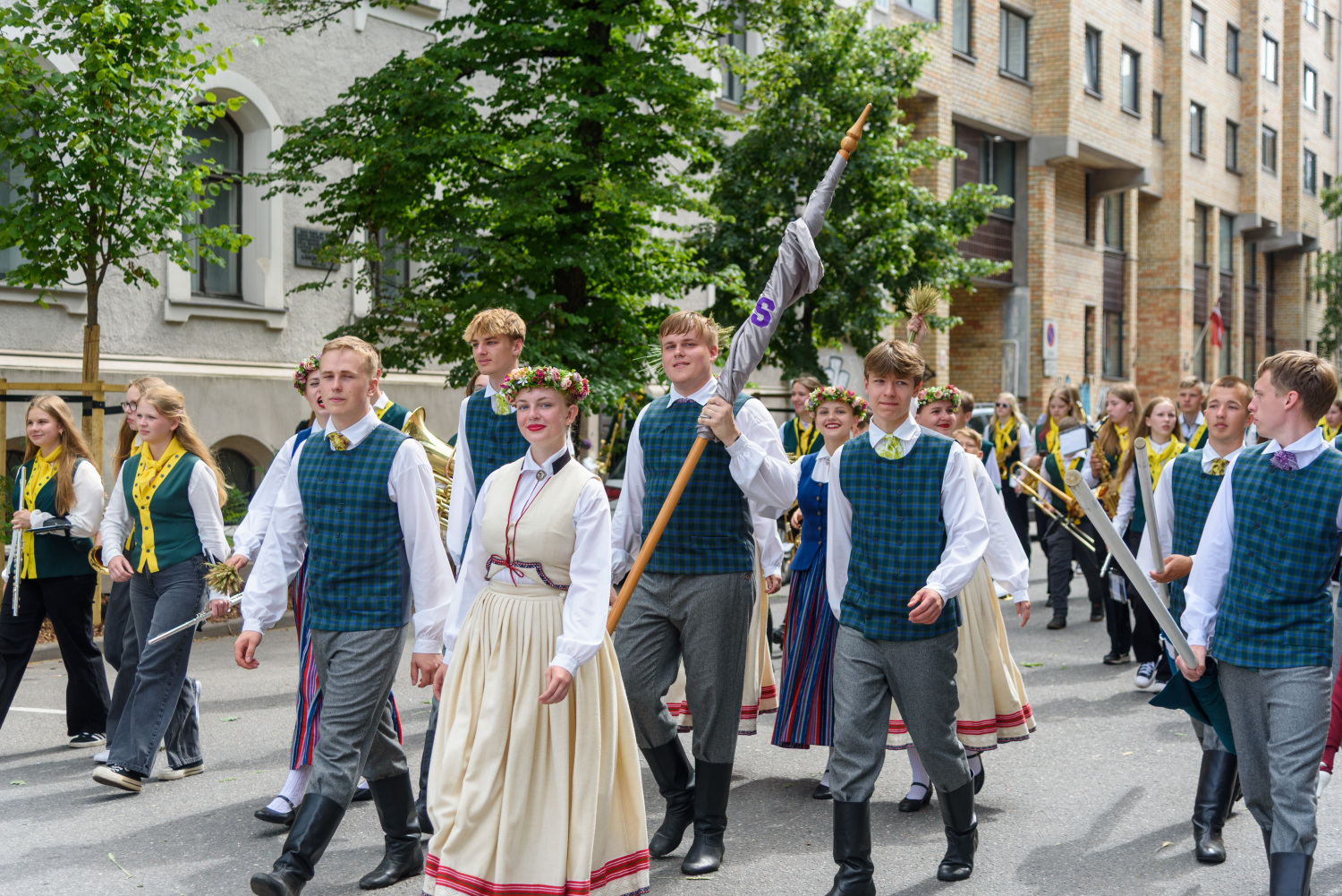 XIII Latvijas Skolu jaunatnes dziesmu un deju svētki: Svētku gājiens 