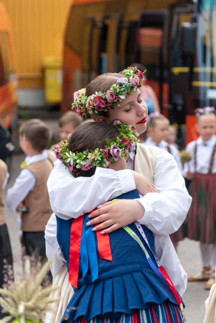 XIII Latvijas Skolu jaunatnes dziesmu un deju svētki: Svētku gājiens 