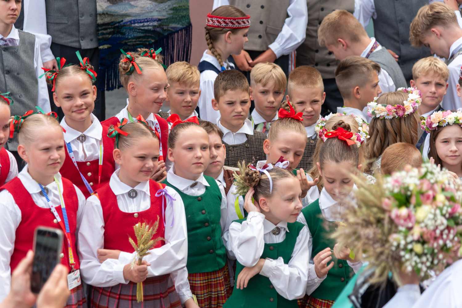 XIII Latvijas Skolu jaunatnes dziesmu un deju svētki: Svētku gājiens 