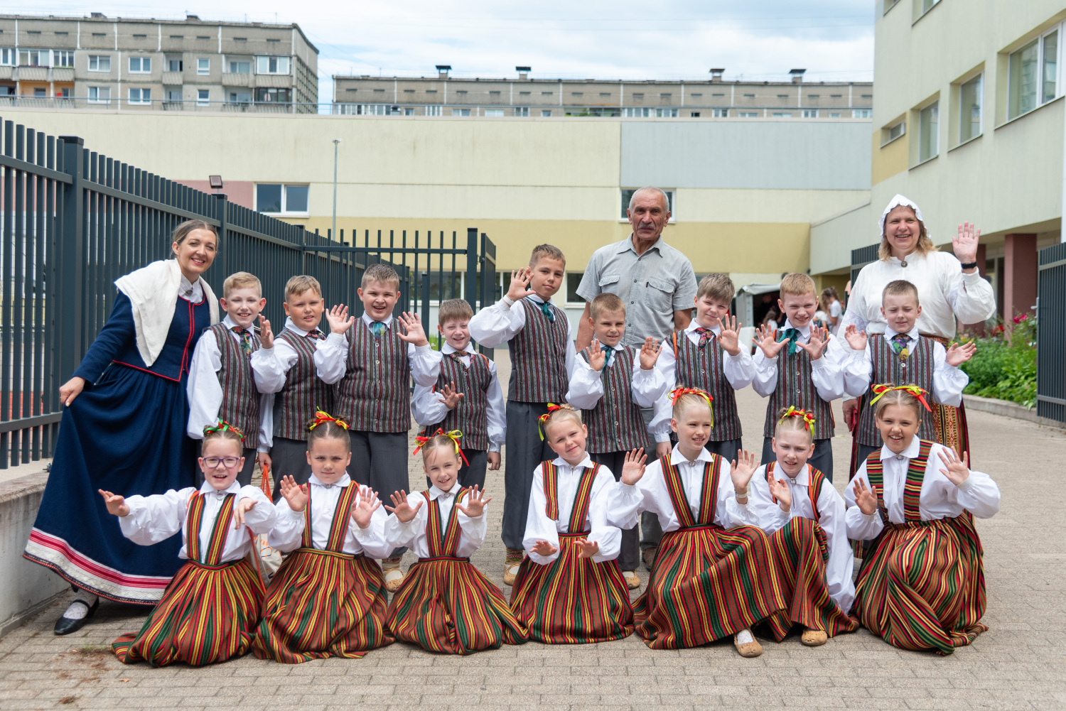 XIII Latvijas Skolu jaunatnes dziesmu un deju svētki: Svētku gājiens 