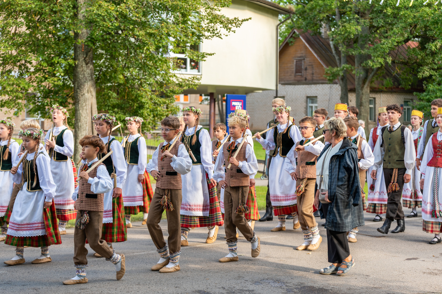 Preiļu pilsētas svētku gājiens “Pievieno sev sauli!”