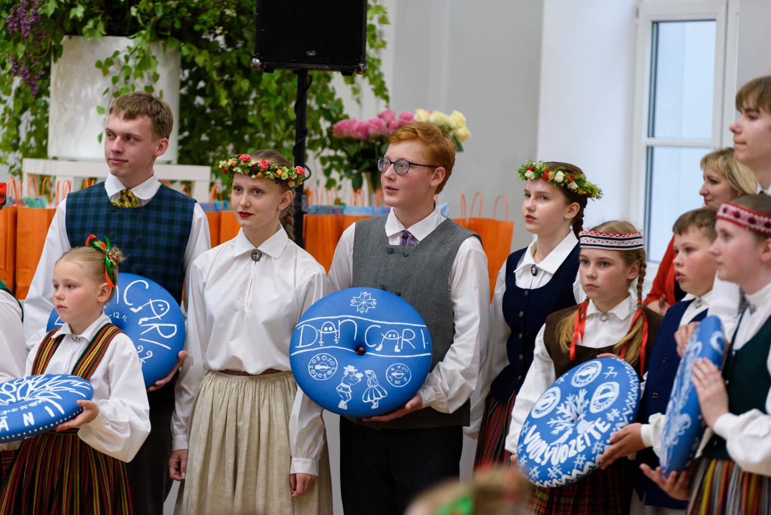 XIII Latvijas Skolu jaunatnes dziesmu un deju svētku ieskaņas koncerts “Dziesmā un dejā savīties”