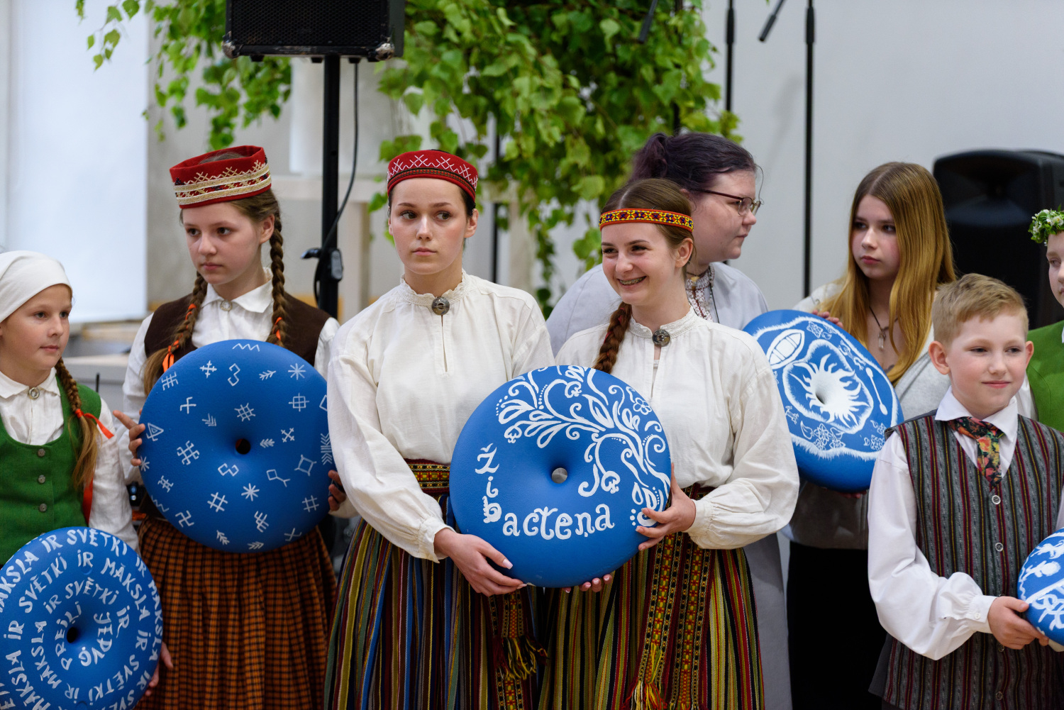 XIII Latvijas Skolu jaunatnes dziesmu un deju svētku ieskaņas koncerts “Dziesmā un dejā savīties”
