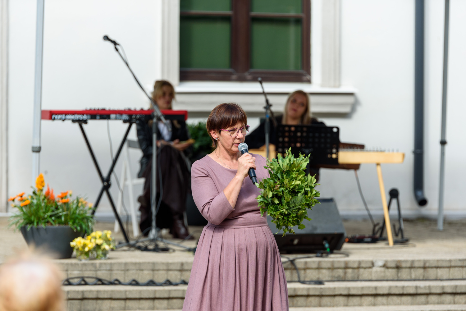 "Dabas pieskāriens" no latvju saimnieces Kristīnes Stašulānes (pilsētas svētku 1. diena)