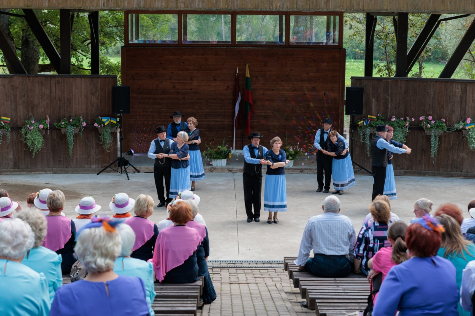 Starptautiskais senioru deju festivāls "Mēs bijām trīs māsiņas"