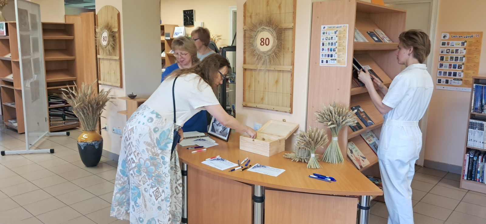 Atzīmējot Aglonas bibliotēkas 80 gadu dzimšanas dienu, īstenots mazo grantu projektu konkursa projekts “80 gadi kopā”