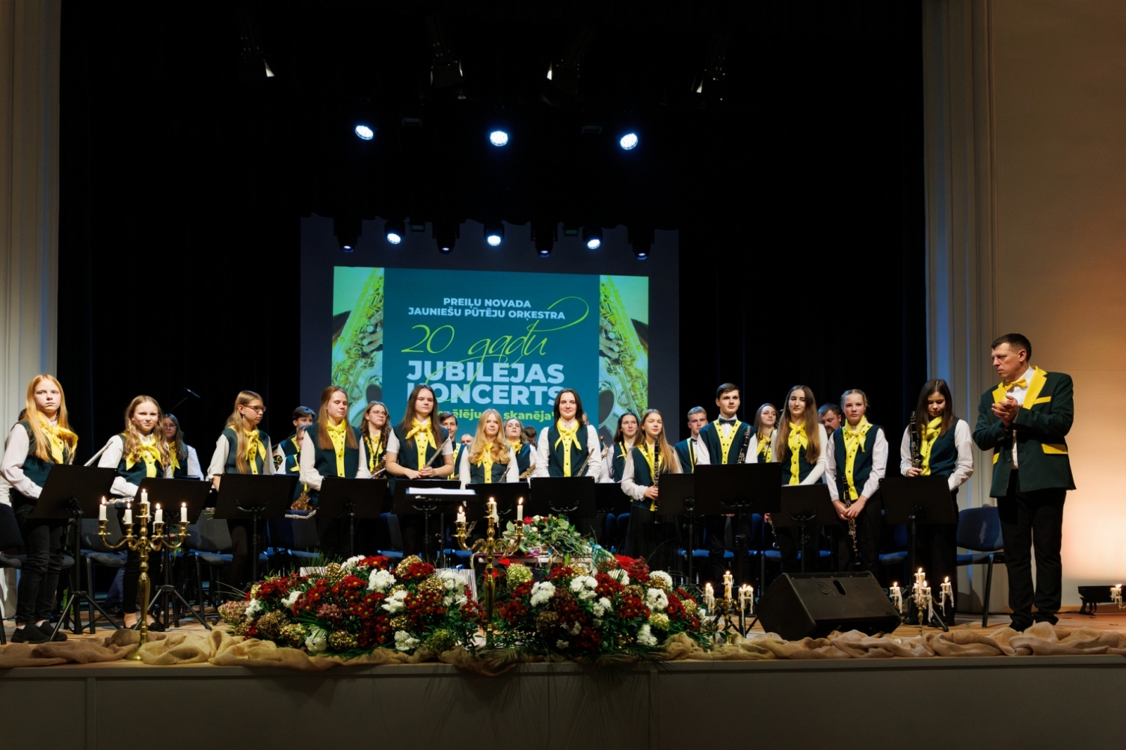 Preiļu novada Jauniešu pūtēju orķestra 20 gadu jubilejas koncerts "Jo spēlēju, jo skanēja"