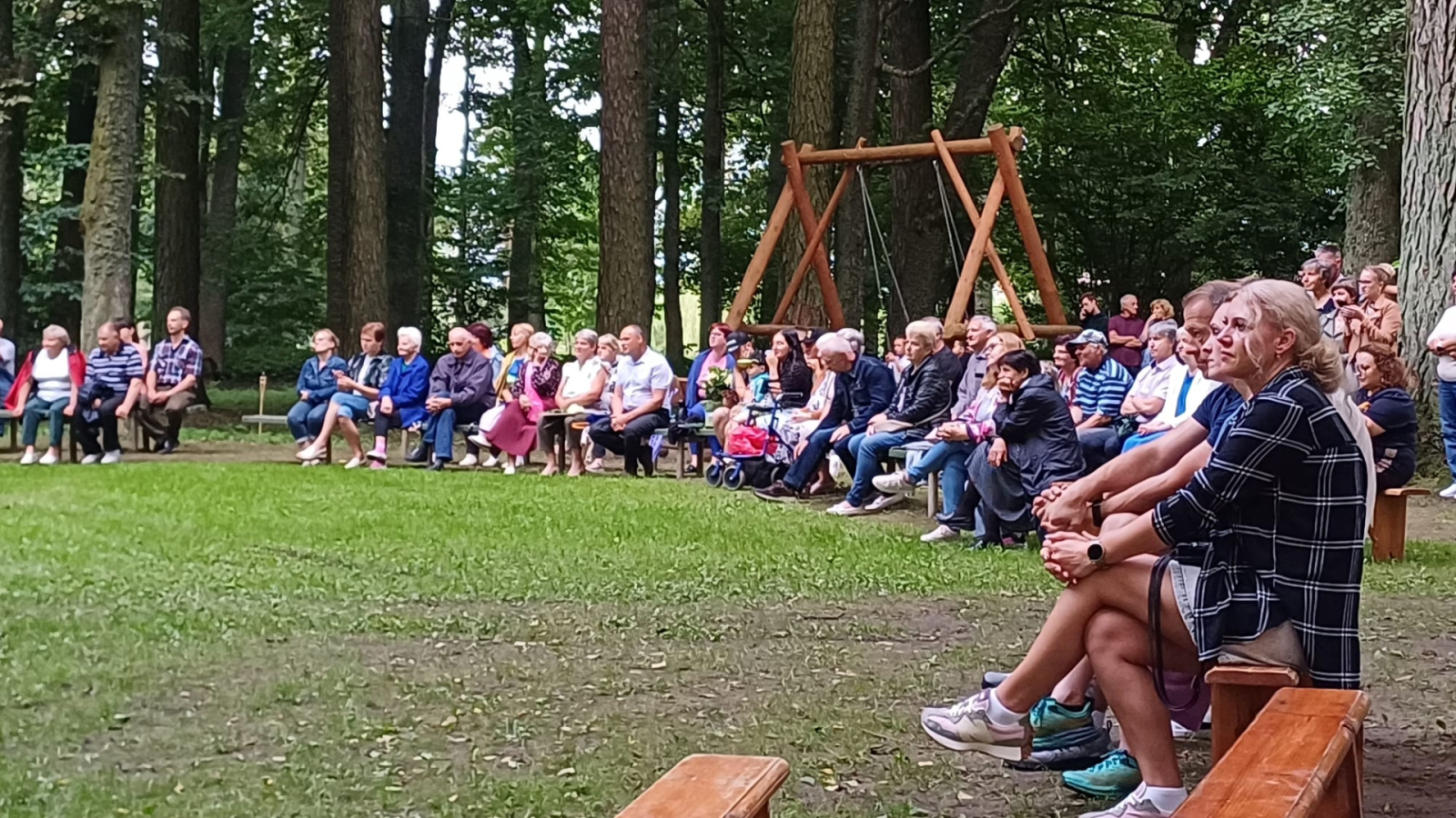 Galēnos īstenots mazo grantu projektu konkursa "Iedzīvotāji veido savu vidi 2025" projekts ""Vasals Gaļānūs!" Vides dizaina uzlabošana Galēnu parkā”